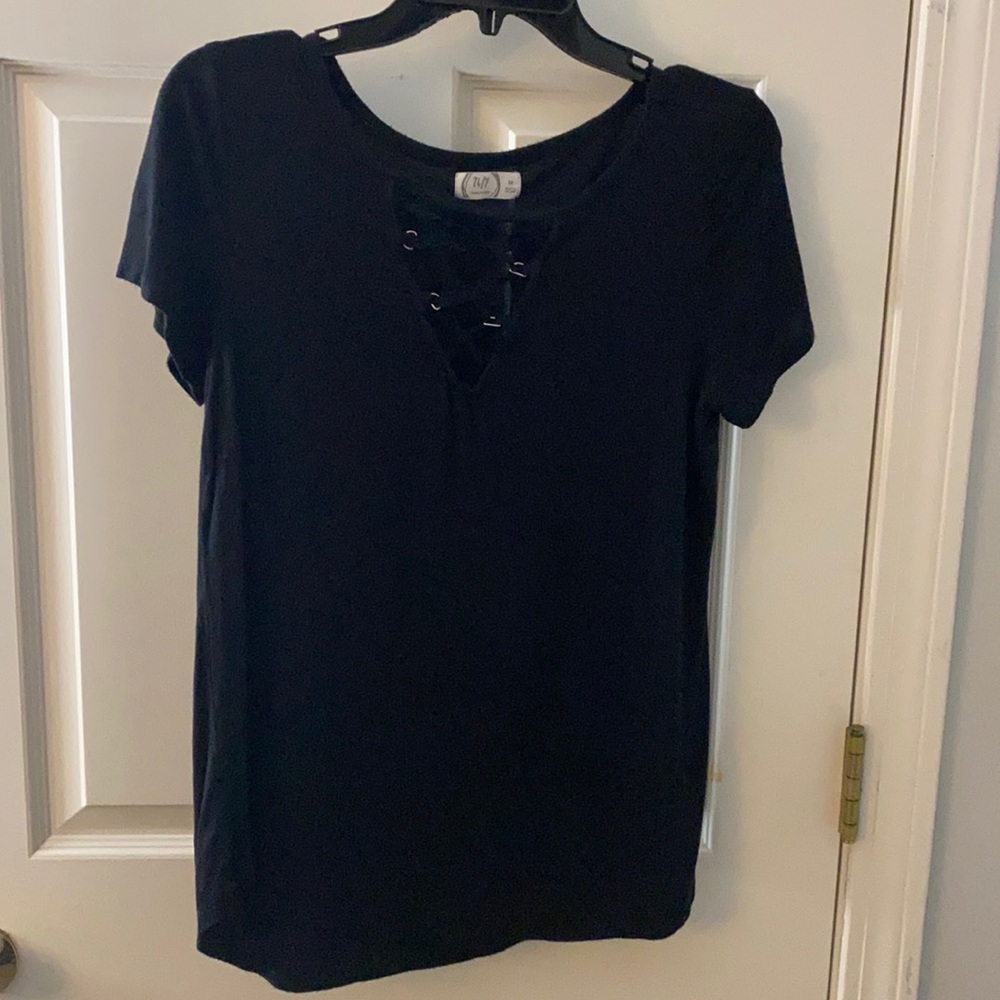 Size medium loose fit black shirt